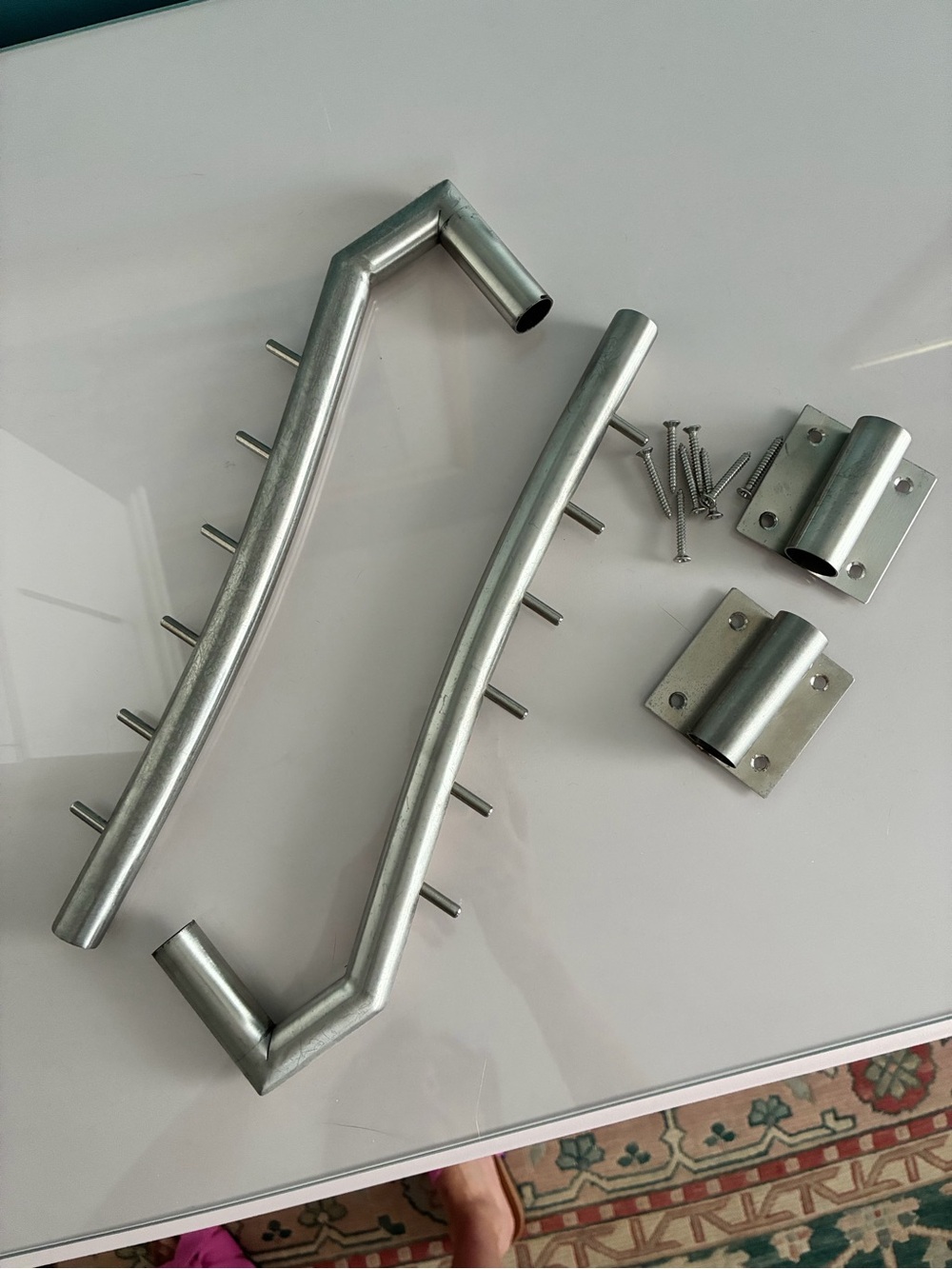 CLOSET | wall-mounted, pivoting clothing rack